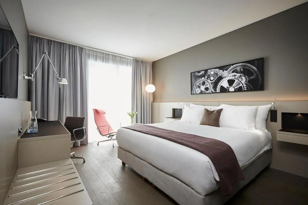 Modern Times Hotel, photo 1